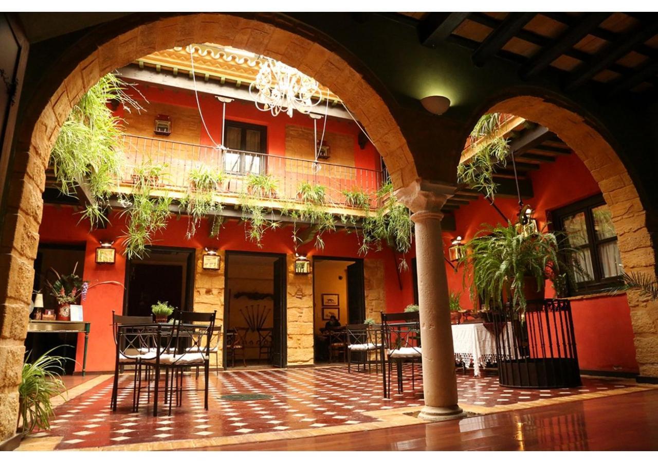 La Casona De Calderon Gastronomic & Boutique Hotel Osuna Exterior photo